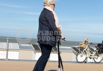 Oudere op step