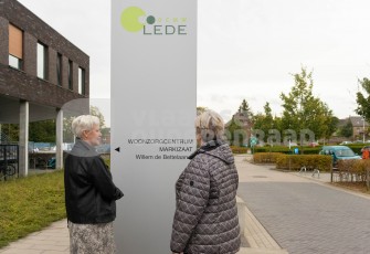 Ouderen aan woonzorgcentrum